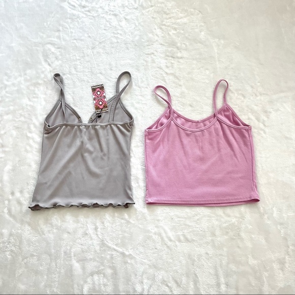 Bundle of 2 Tank Tops - Picture 2 of 4